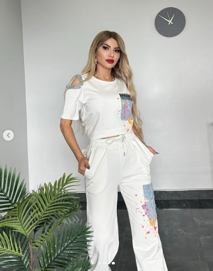 Women Printed Co-Ord set With Crop Top And Jogger